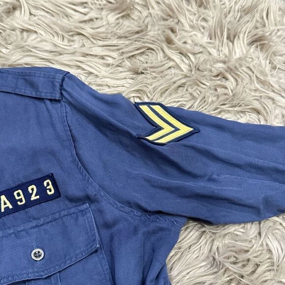 Rails Ka­to Mil­i­tary Shirt worn by Deb­bie Gal­lagher (Em­ma Ken­ney) in Shame - Picture 5 of 10